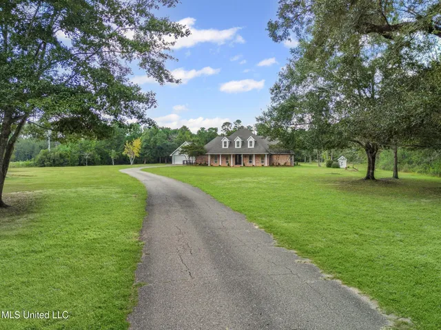 $1,150,000 | 23480 Arcadia Farm Road, Pass Christian, MS 39571