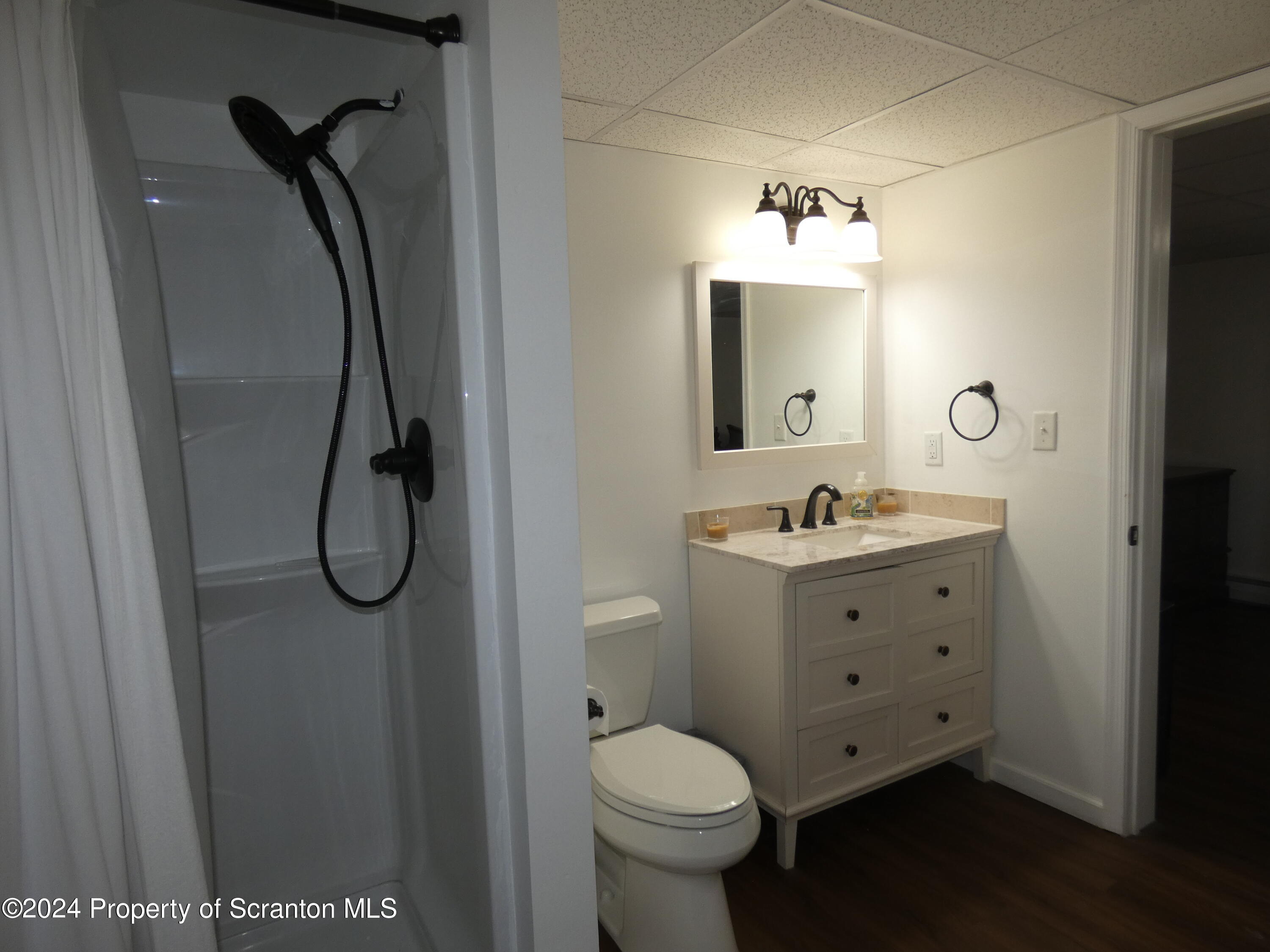 607 3rd Avenue, Unit LOWER LEVEL) Scranton, PA 18505 - Photo 17 of 45 P1030711