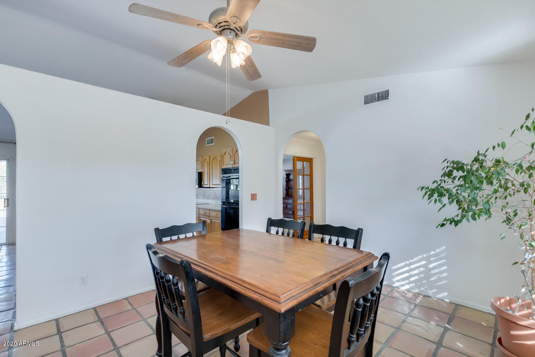 842 East Harwell Road Gilbert, AZ 85234 - Photo 12 of 89 13-Harwell