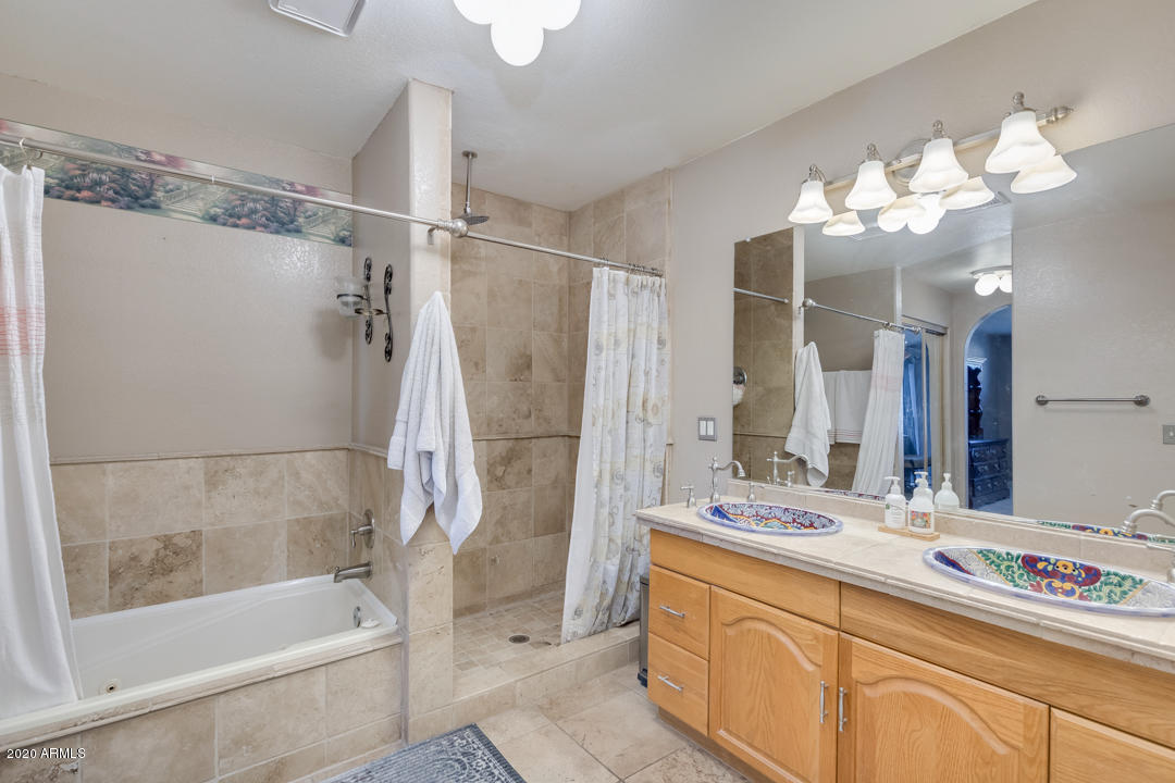 842 East Harwell Road Gilbert, AZ 85234 - Photo 26 of 89 27-Harwell