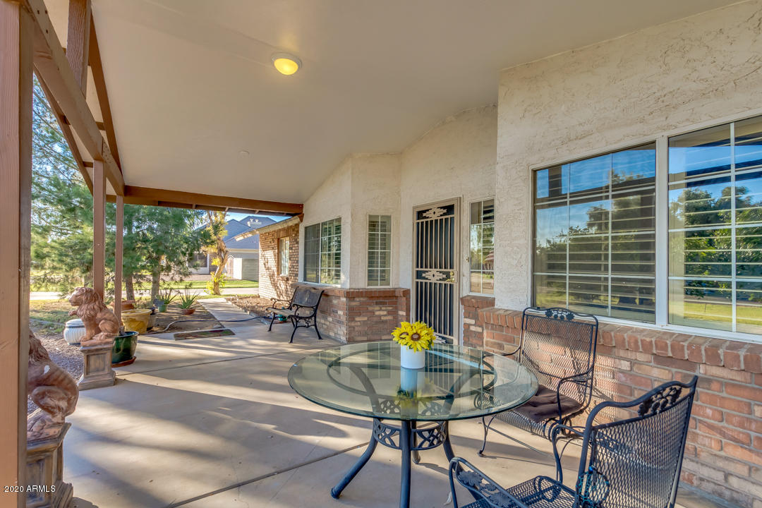 842 East Harwell Road Gilbert, AZ 85234 - Photo 4 of 89 05-Harwell