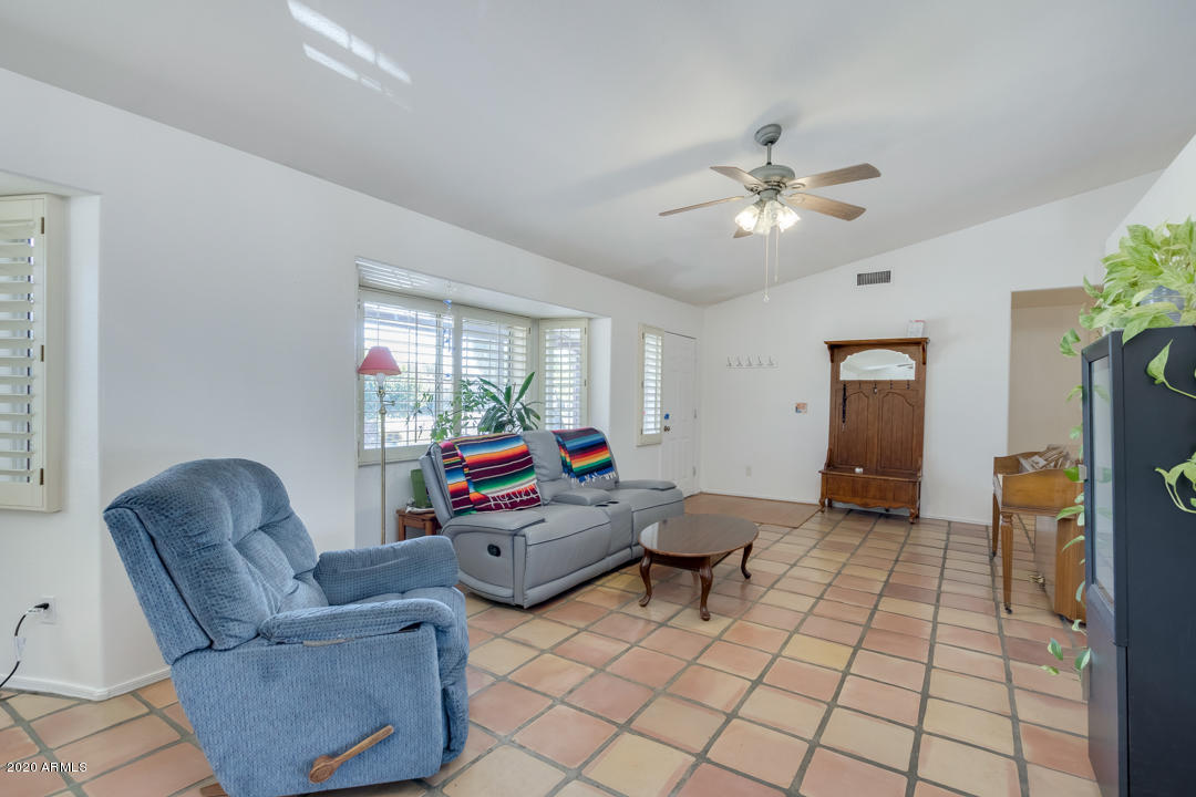 842 East Harwell Road Gilbert, AZ 85234 - Photo 8 of 89 09-Harwell