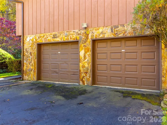 a view of a door of the house