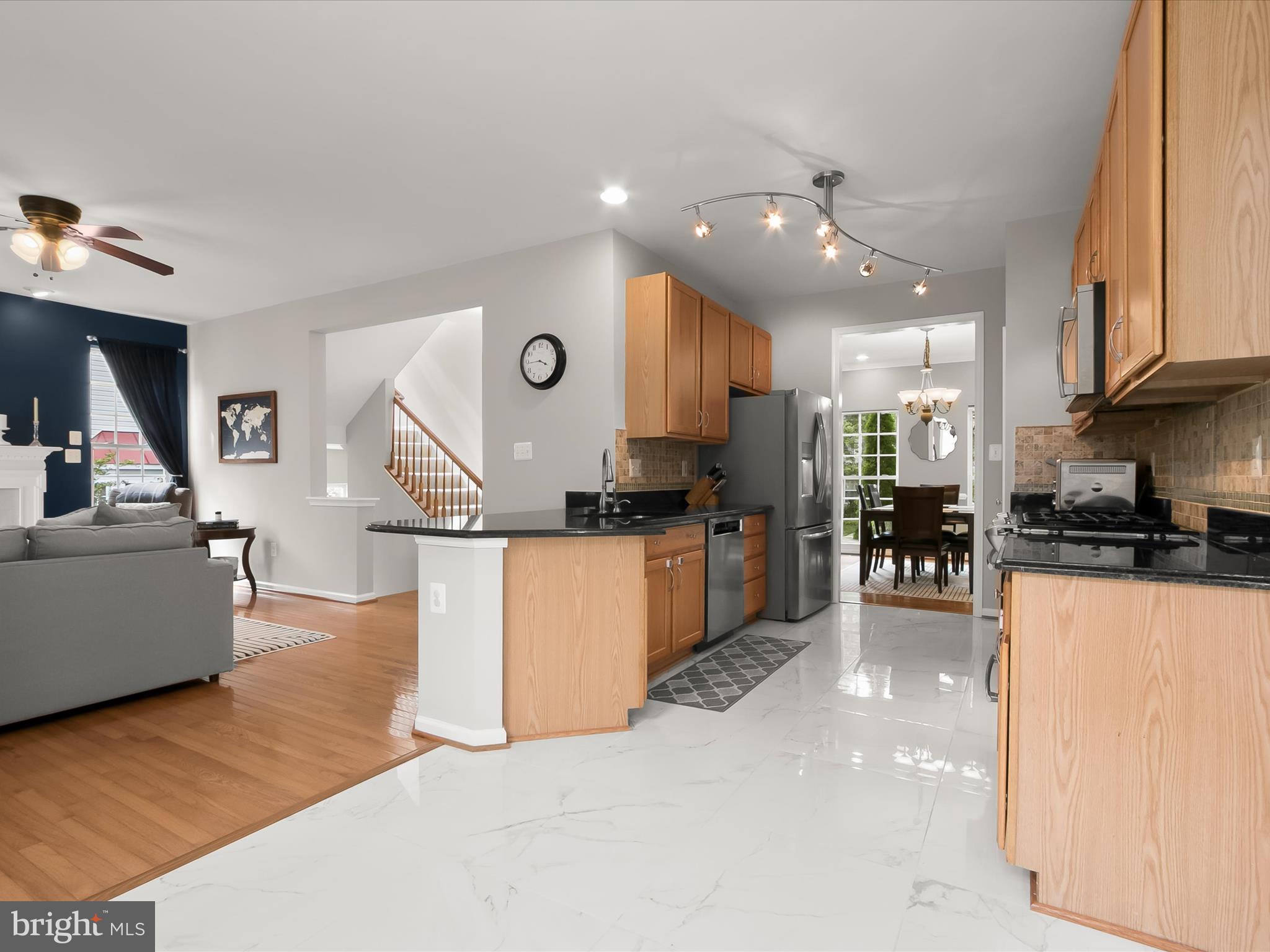 9808 Darcy Forest Drive Silver Spring, MD 20910 - Photo 23 of 82 Darcy Forest023