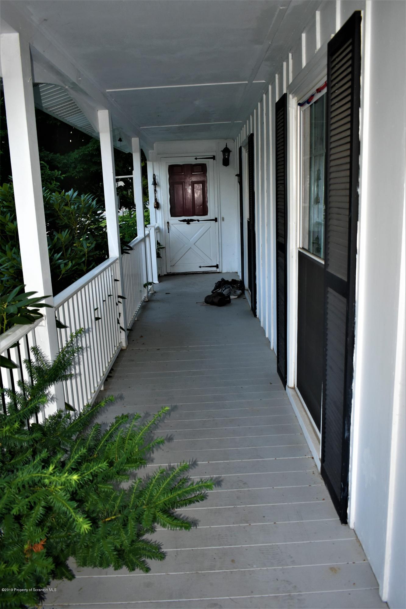 257 Rushbrook Road Jermyn, PA 18433 - Photo 2 of 25 Gallery Image 2