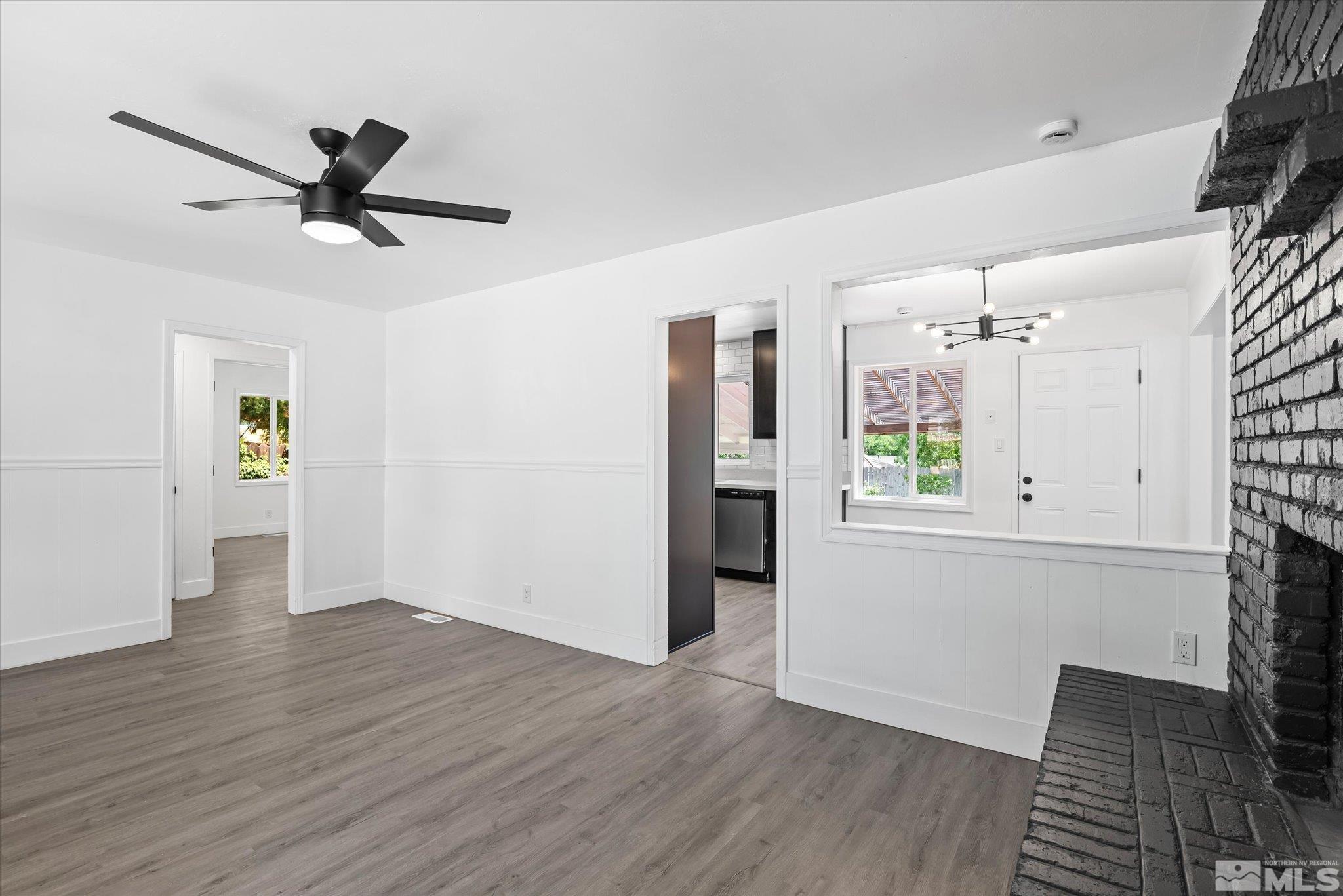 1760 Grandview Avenue Reno, NV 89503 - Photo 14 of 35 a view of empty room with wooden floor and window