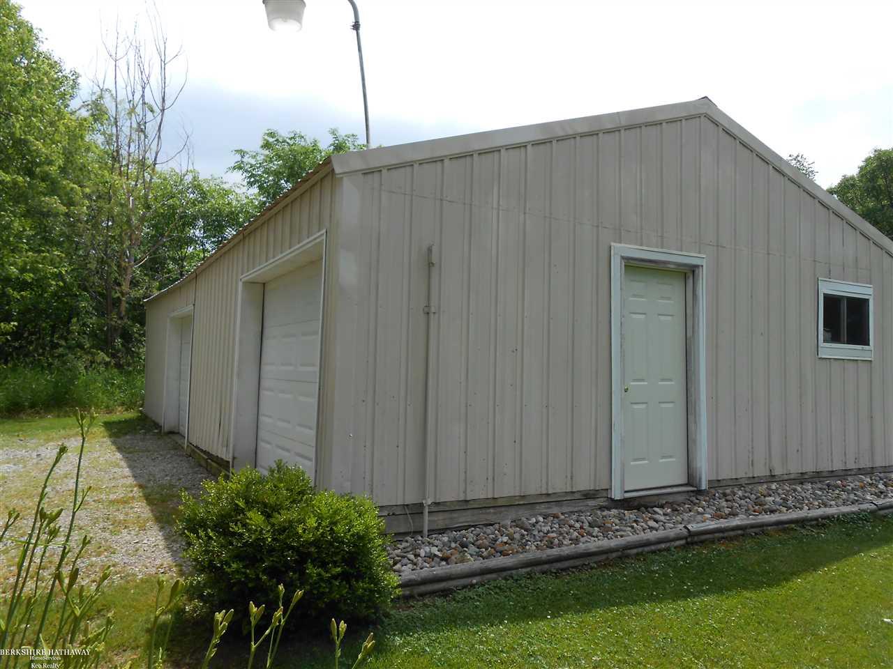14981 Pine Knoll Road Capac, MI 48014 - Photo 13 of 49 Pole Barn