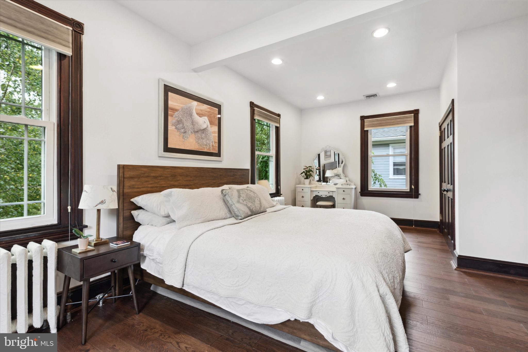 215 Wayne Avenue Narberth, PA 19072 - Photo 14 of 33 BR 1