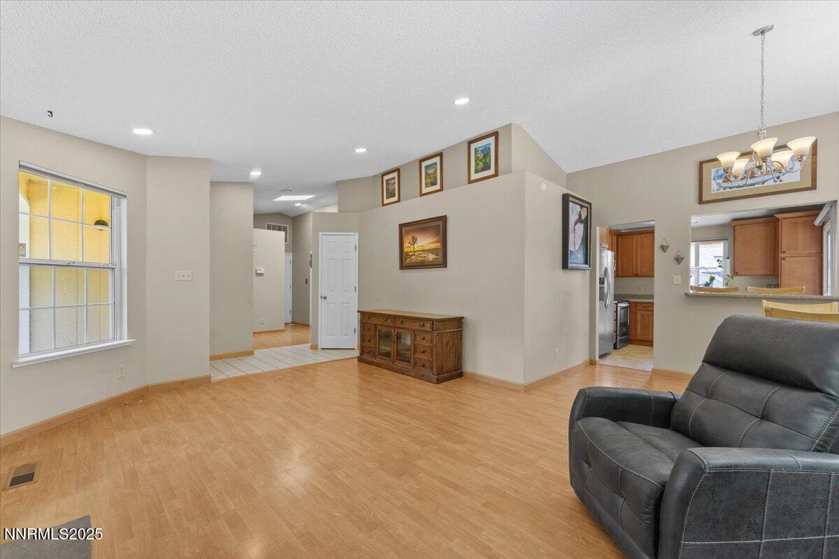 6320 Moon Ridge Terrace Reno, NV 89523 - Photo 6 of 35 _LR4