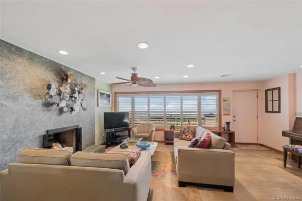 $1,249,874 | 615 A Oceanfront, Long Beach, NY 11561