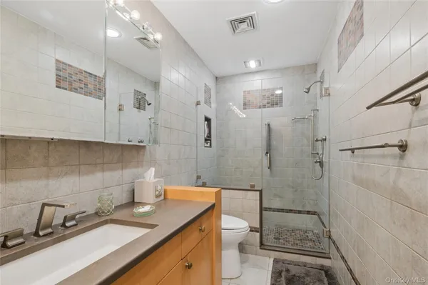 $1,249,874 | 615 A Oceanfront, Long Beach, NY 11561