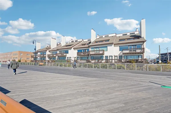 $1,249,874 | 615 A Oceanfront, Long Beach, NY 11561