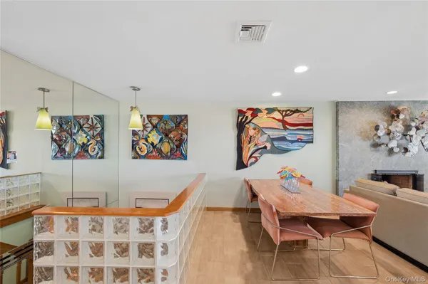 $1,249,874 | 615 A Oceanfront, Long Beach, NY 11561