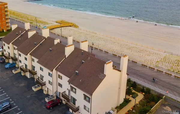 $1,249,874 | 615 A Oceanfront, Long Beach, NY 11561