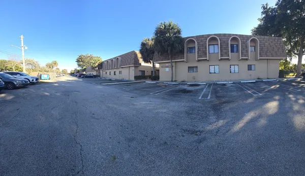 $1,800 | 10930 Royal Palm Boulevard, Unit 10930, Coral Springs, FL 33065