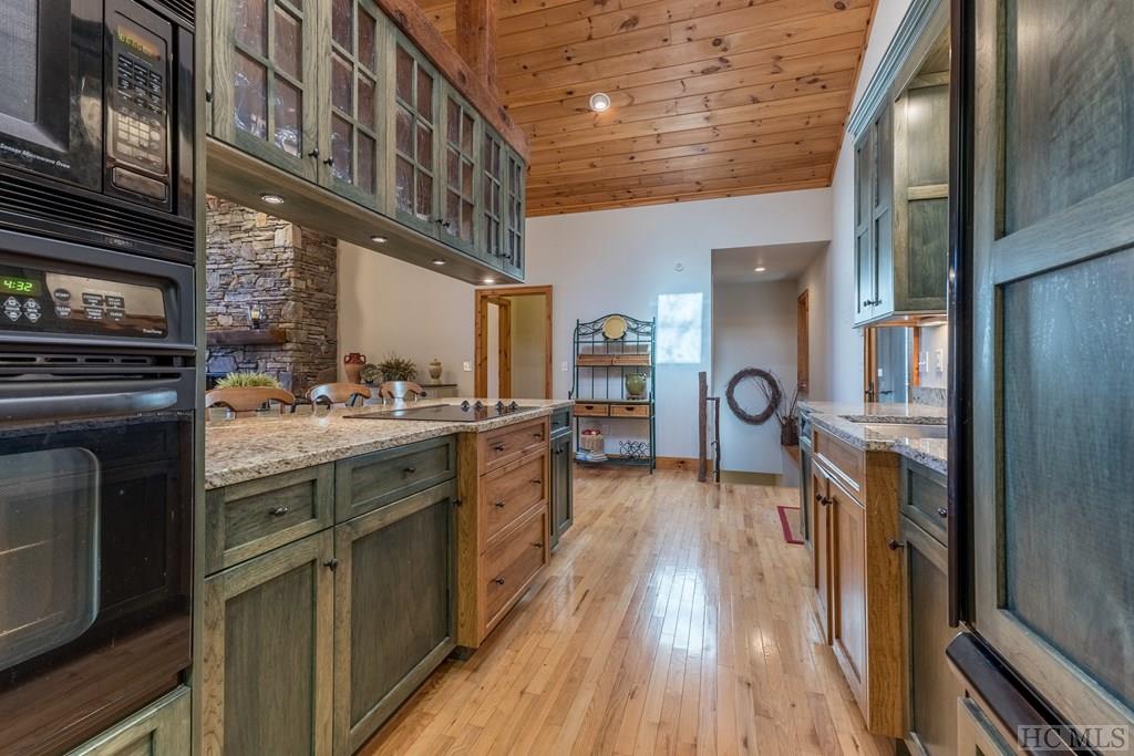 444 Dominion Road Cashiers, NC 28717 - Photo 5 of 27 Gallery Image 5