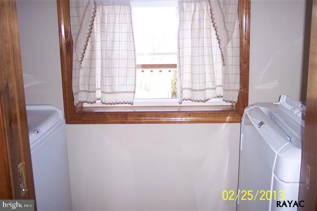 96 Kingsdale Road Littlestown, PA 17340 - Photo 7 of 21