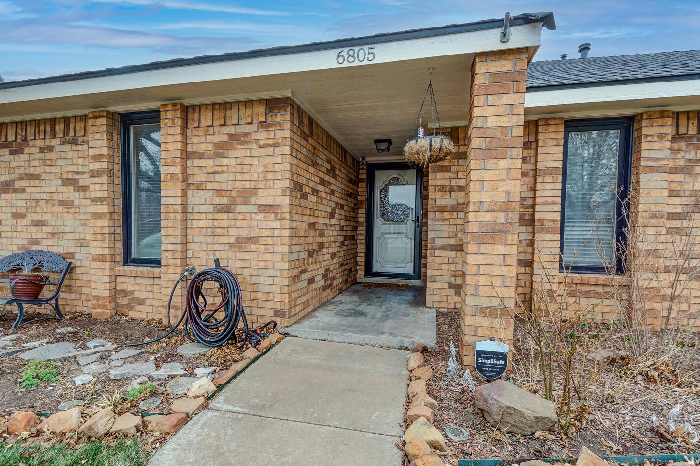 6805 Old Kent Road Amarillo, TX 79109 - Photo 3 of 18 img (4 of 17)