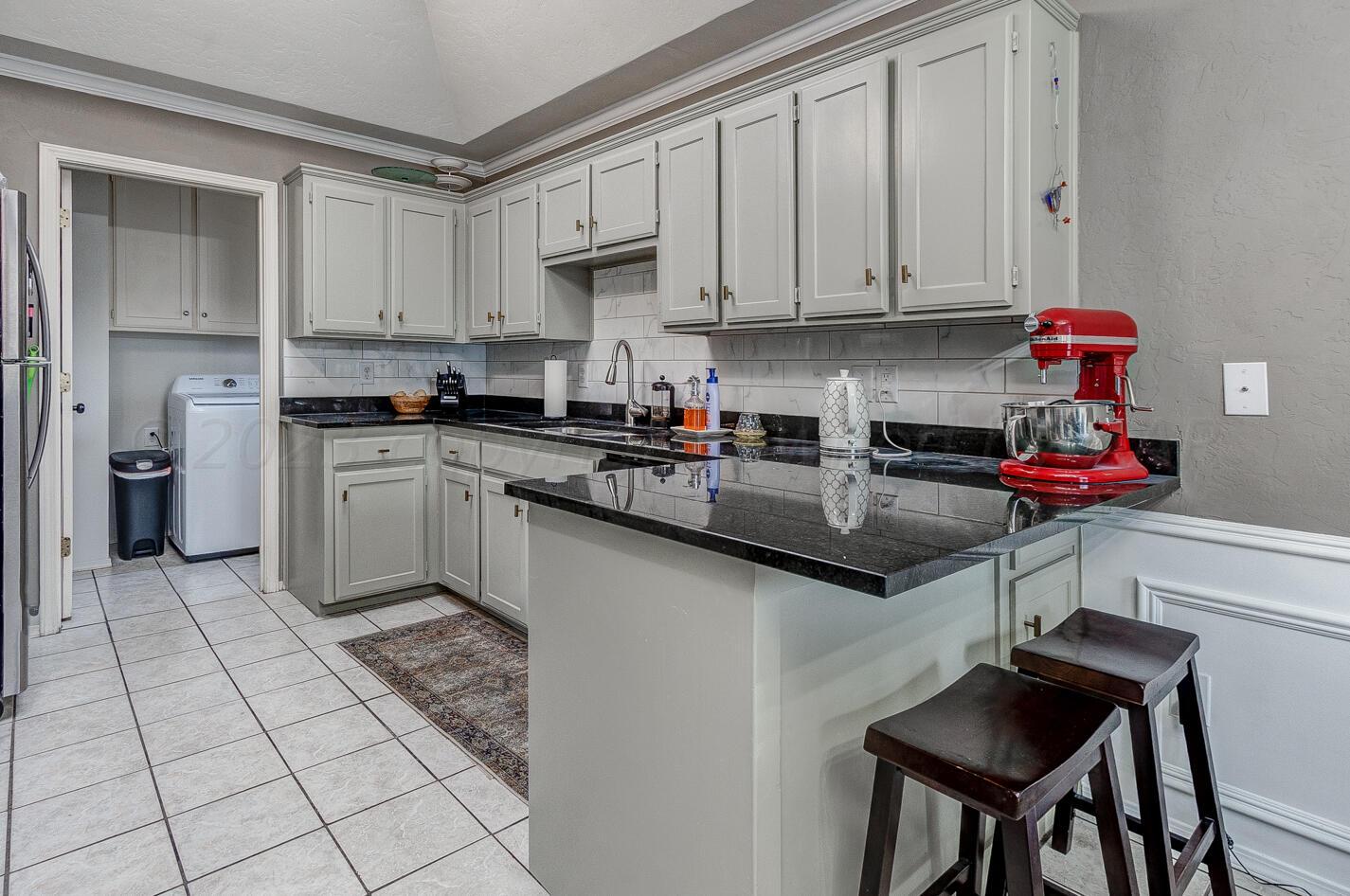 6805 Old Kent Road Amarillo, TX 79109 - Photo 8 of 18 img (9 of 17)