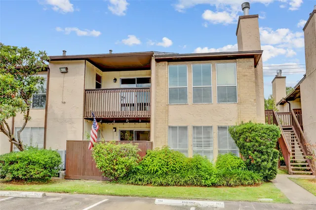 $1,100 | 1500 Bay Area Boulevard, Unit 433, Houston, TX 77058