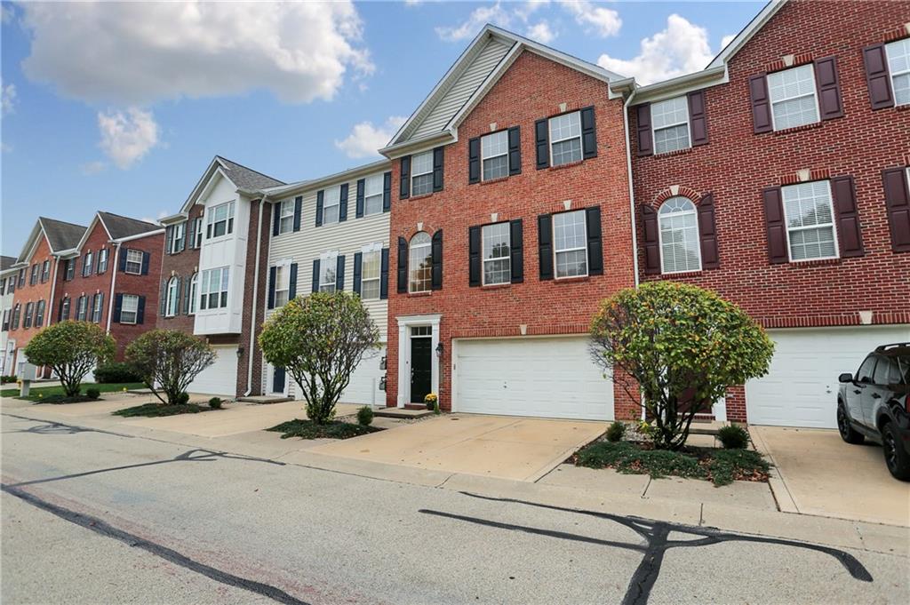 12032 Esty Way Carmel, IN 46033 - Photo 2 of 42