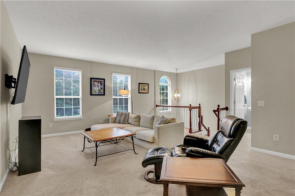 12032 Esty Way Carmel, IN 46033 - Photo 5 of 42