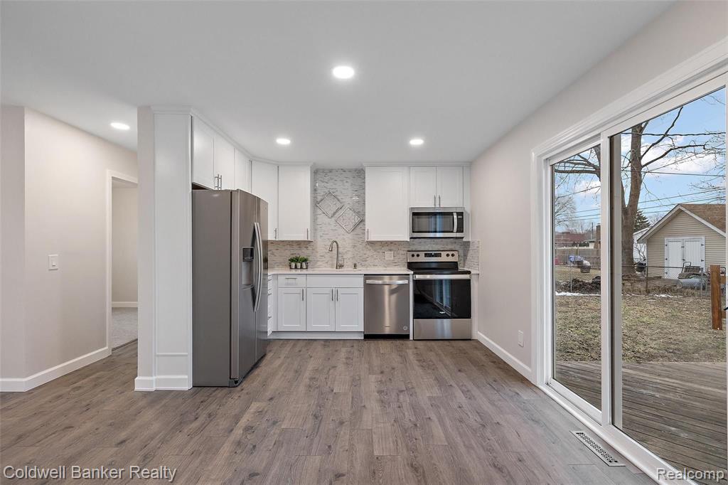 47235 Dequindre Road Rochester Hills, MI 48307 - Photo 12 of 30