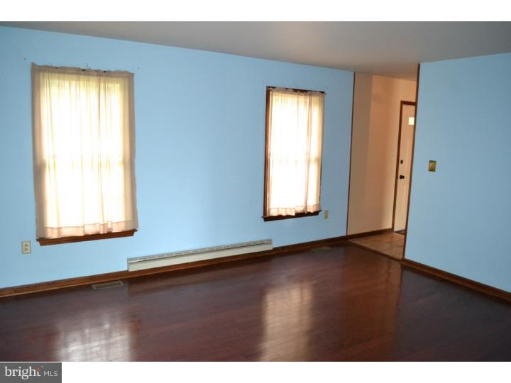 225 West Neversink Road Reading, PA 19606 - Photo 3 of 23 Gallery Image 3