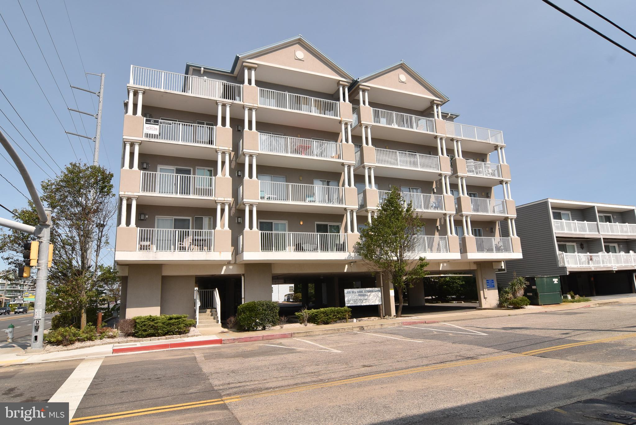 7402 Coastal Hwy, Unit 304, Ocean City, MD 21842 | Compass, image size:2047x1368