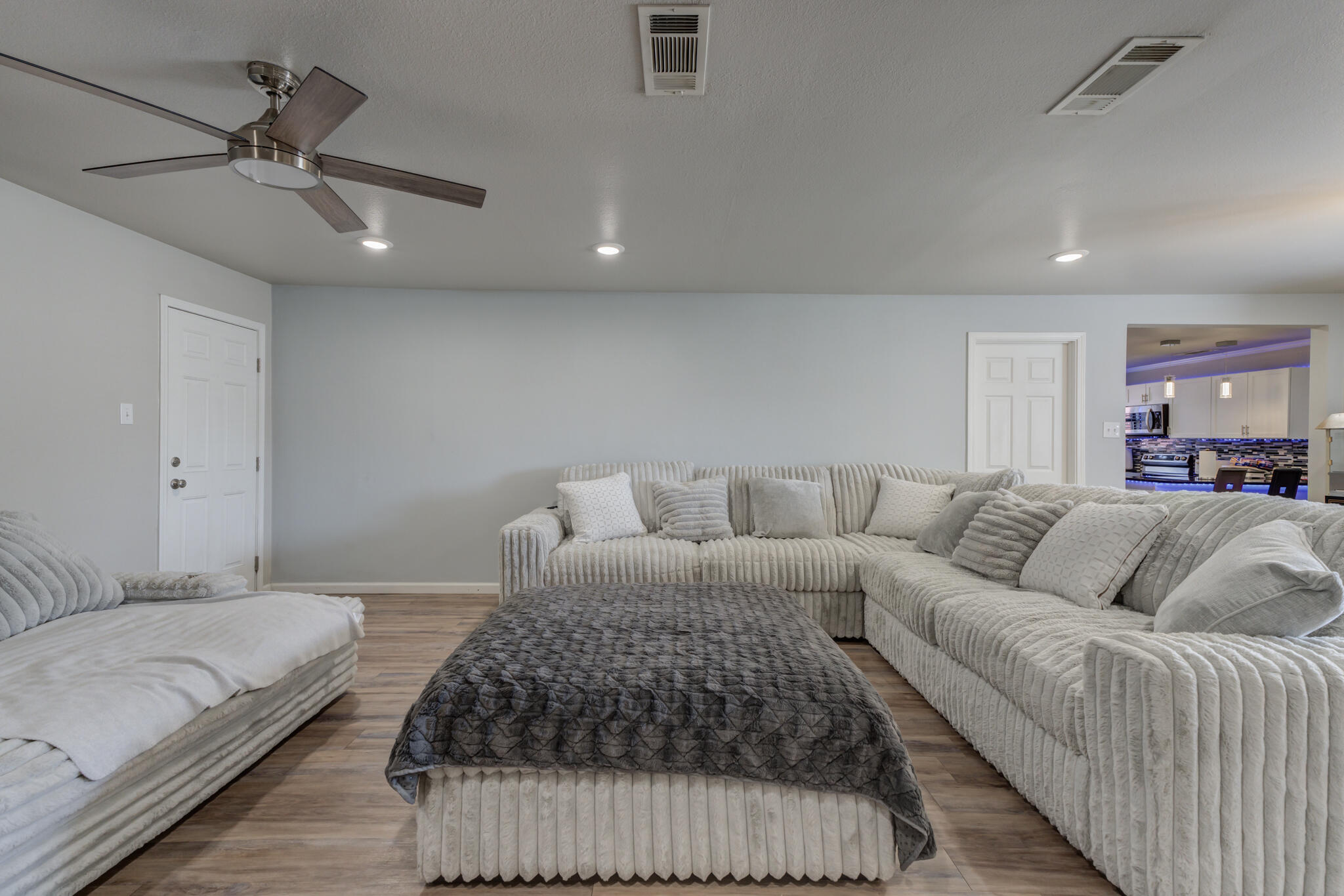 3226 90th Street Lubbock, TX 79423 - Photo 5 of 30 DSC05385_6_7_8_9