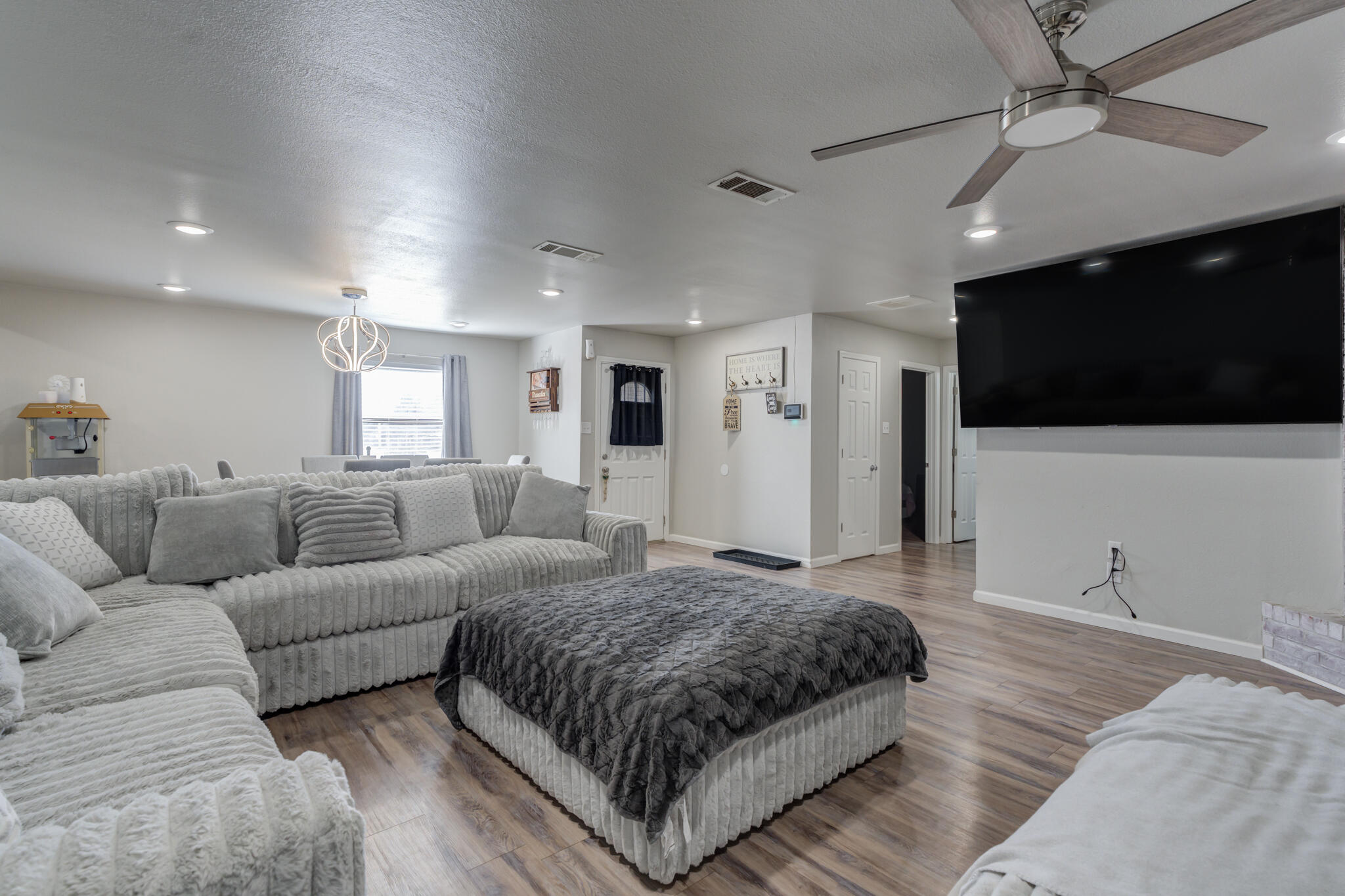 3226 90th Street Lubbock, TX 79423 - Photo 7 of 30 DSC05395_6_7_8_9