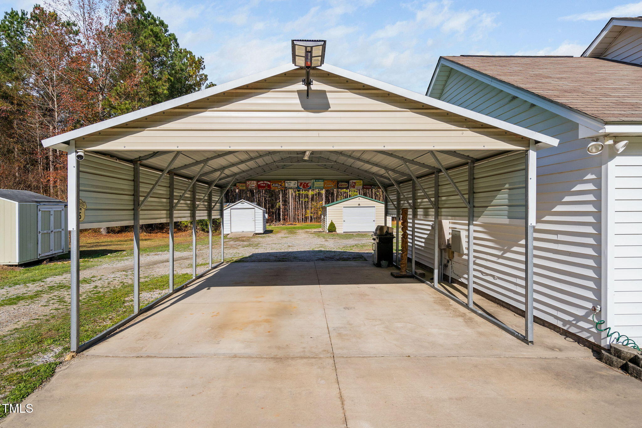 280 Norris Road Clayton, NC 27520 - Photo 15 of 17 280 Norris carport