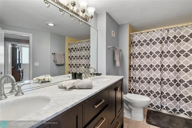 $9,000 | 58 North Collier Boulevard, Unit 2108, Marco Island, FL 34145