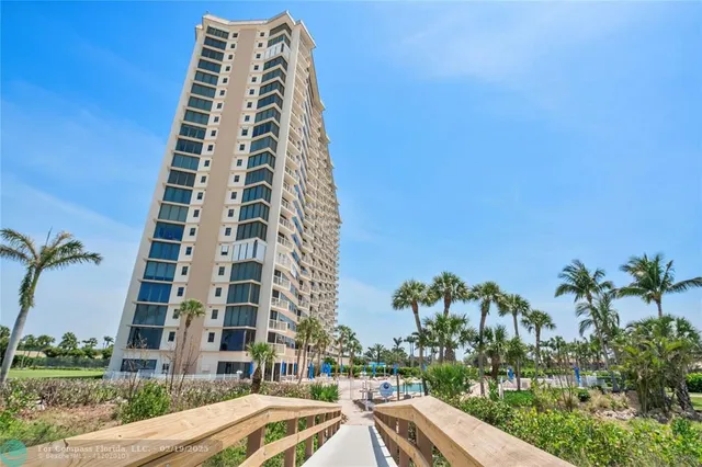 $9,000 | 58 North Collier Boulevard, Unit 2108, Marco Island, FL 34145