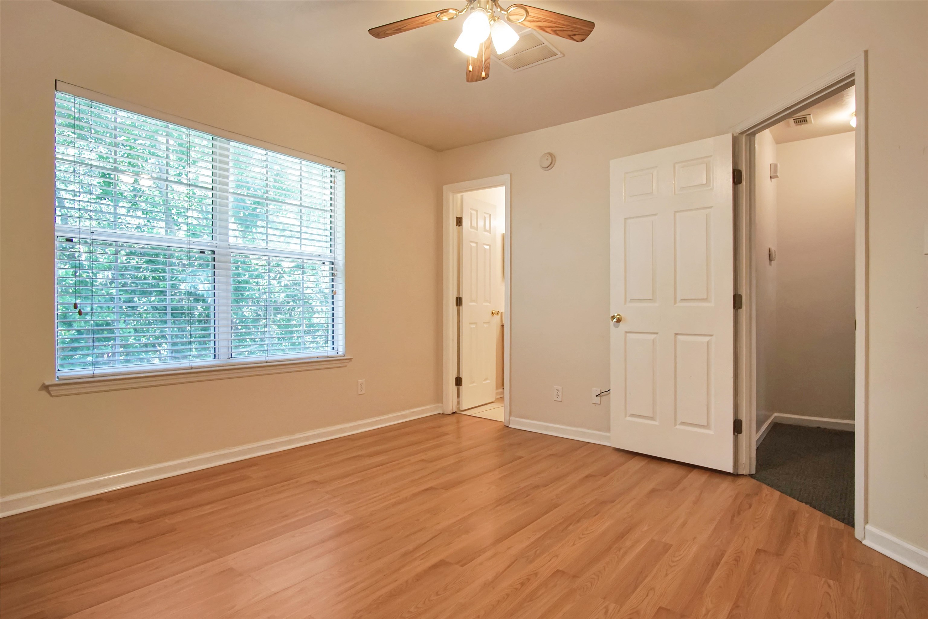 2403 Hartsfield Road, Unit 601 Tallahassee, FL 32303 - Photo 28 of 33