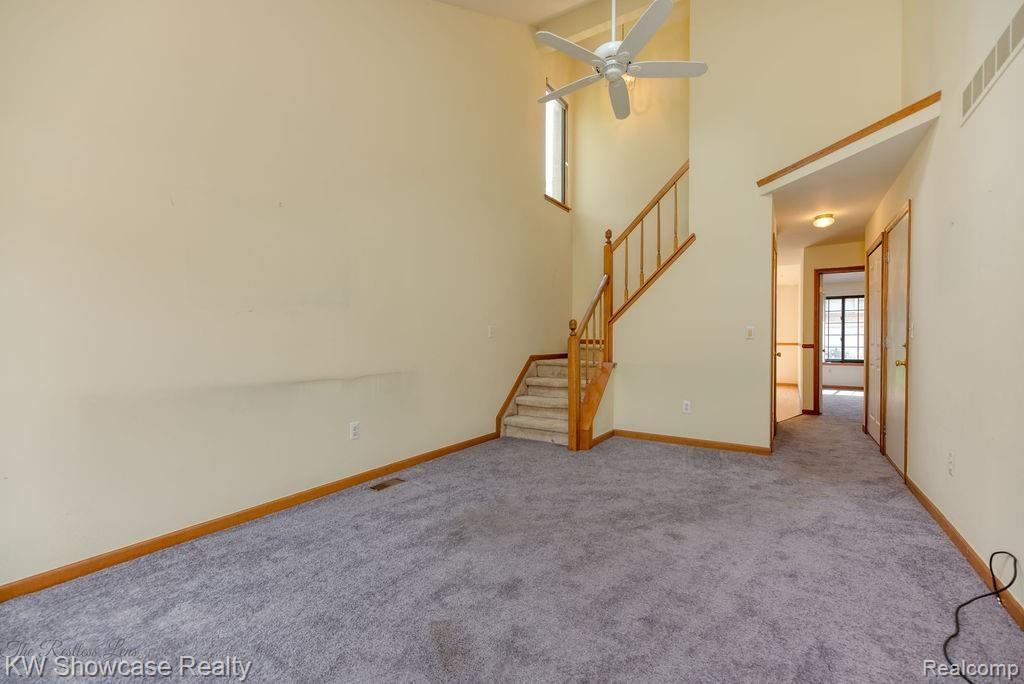 2575 South Commerce Road Wolverine Lake, MI 48390 - Photo 6 of 26