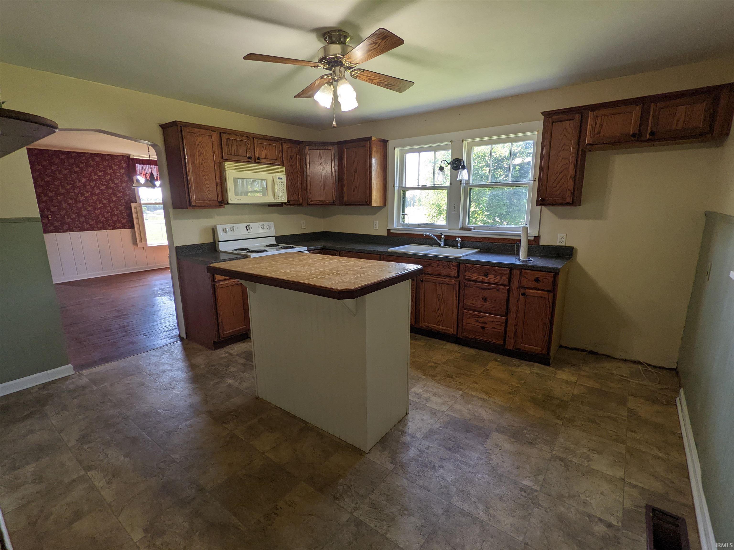 6 Edwardsport Road Washington, IN 47501 - Photo 11 of 23 Gallery Image 11