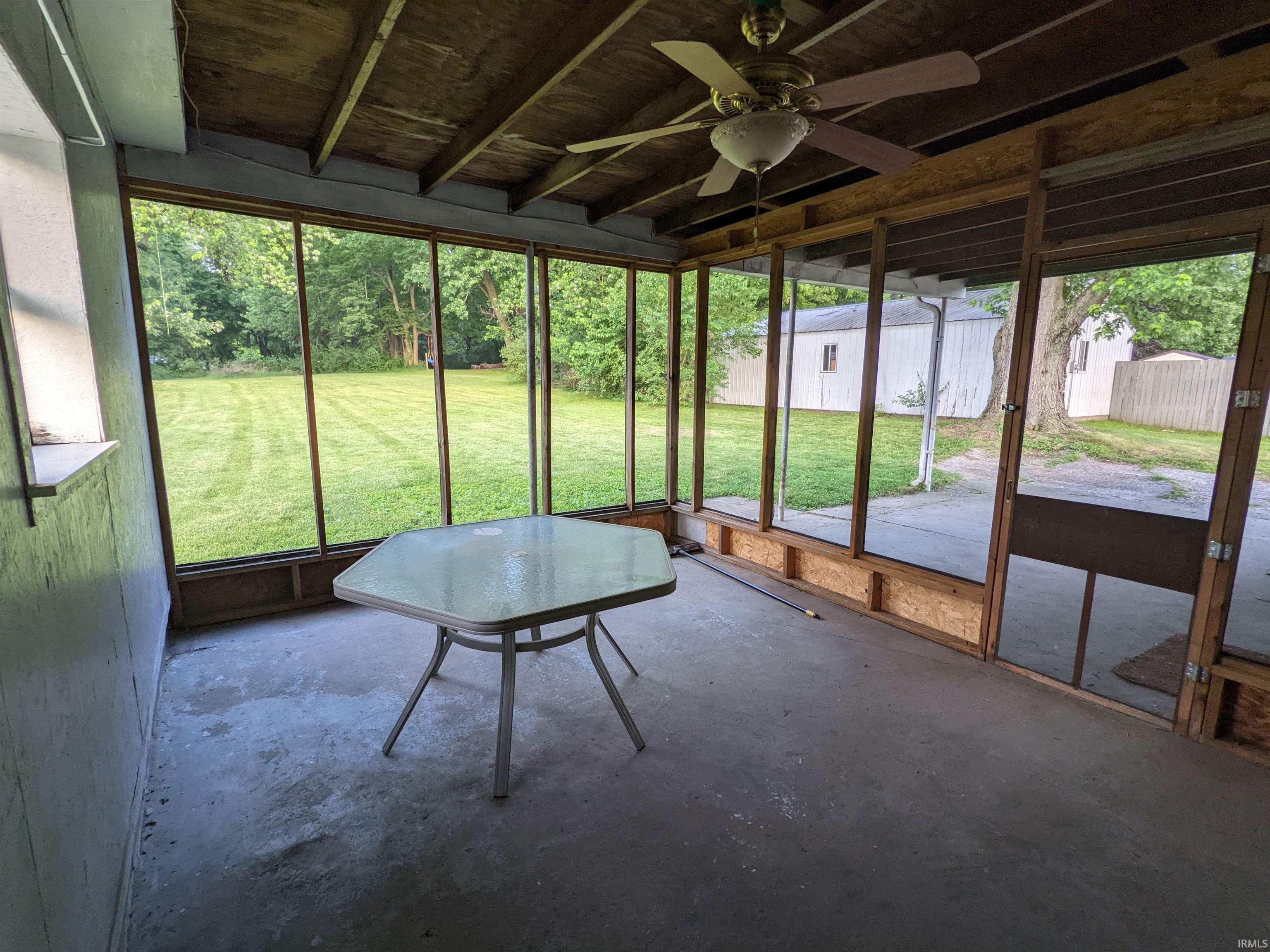 6 Edwardsport Road Washington, IN 47501 - Photo 5 of 23 Gallery Image 5