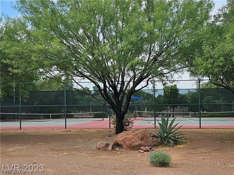 285 Spring Palms Street Henderson, NV 89012 - Photo 37 of 38 View of sport court with fence
