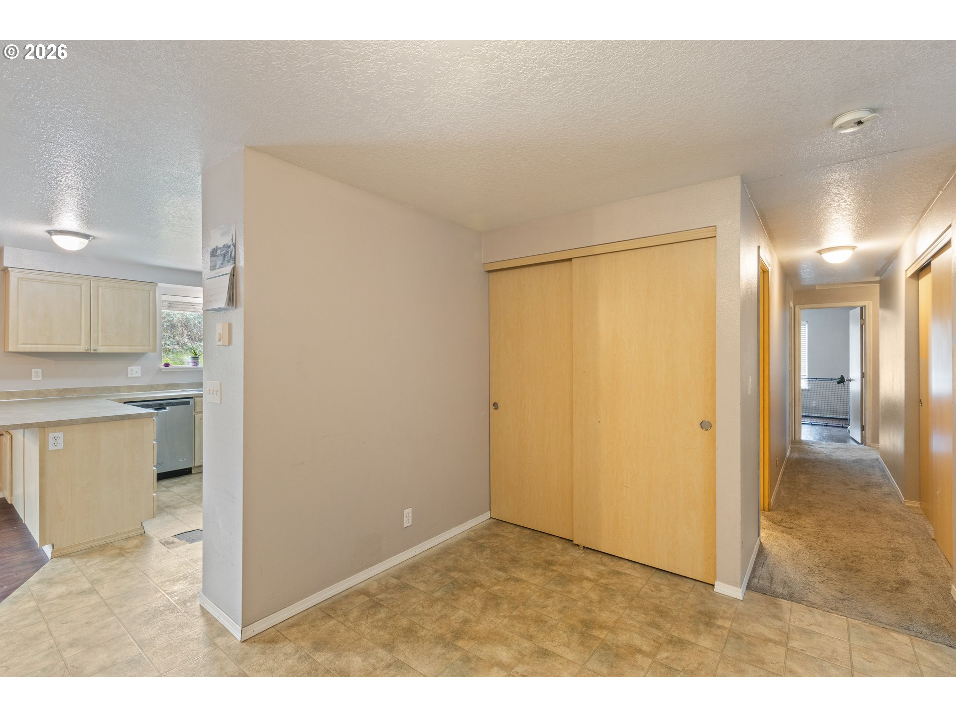 220 Southeast Wells Road Oakland, OR 97462 - Photo 25 of 45 a view interior of the house and natural light