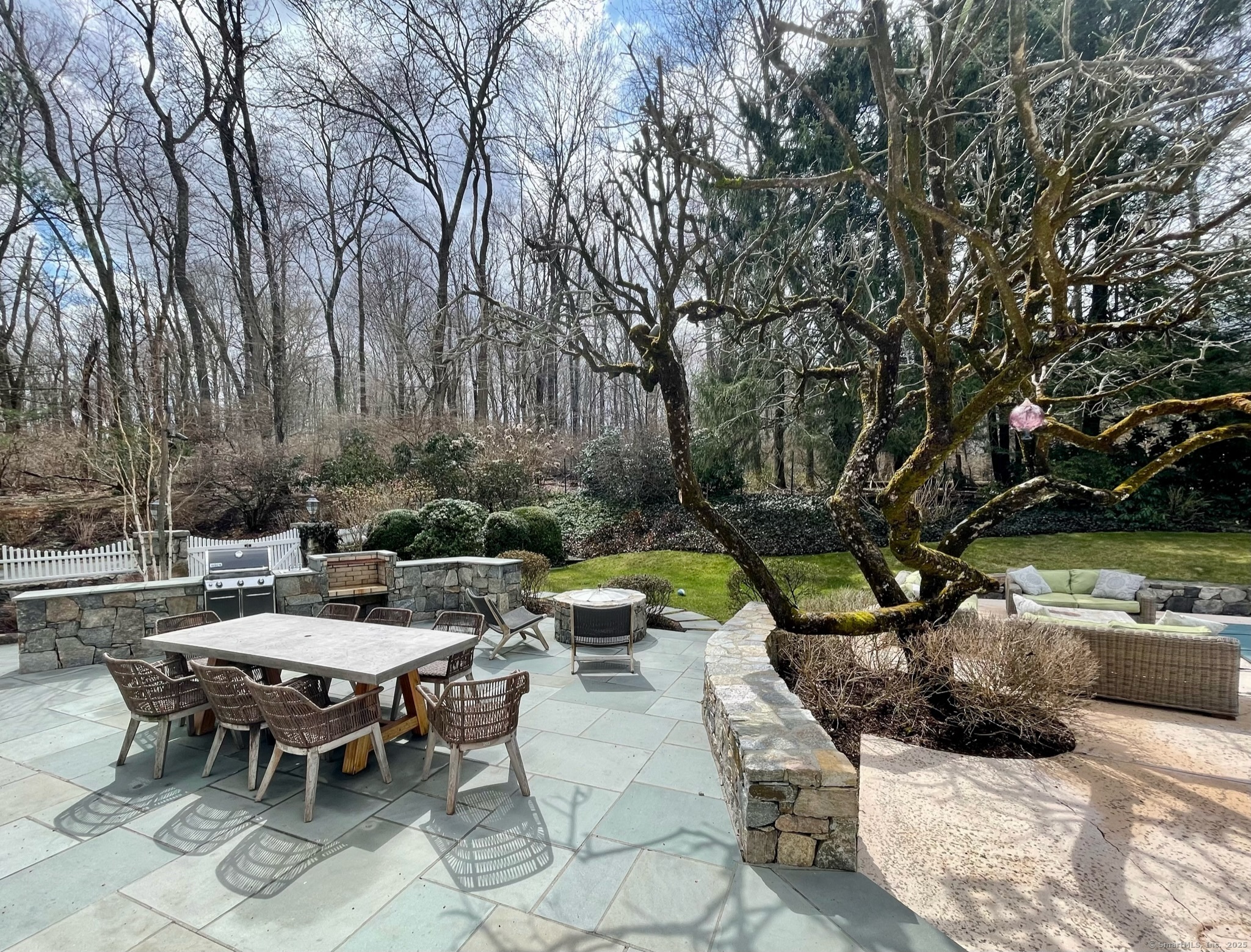 25 Deacons Lane Wilton, CT 06897 - Photo 13 of 37 not sure