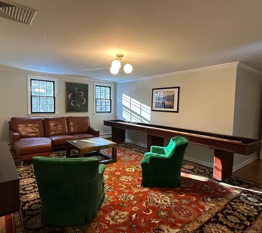 $18,000 | 25 Deacons Lane, Wilton, CT 06897