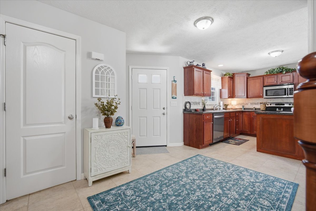 3172 Shepard Road Normal, IL 61761 - Photo 2 of 36