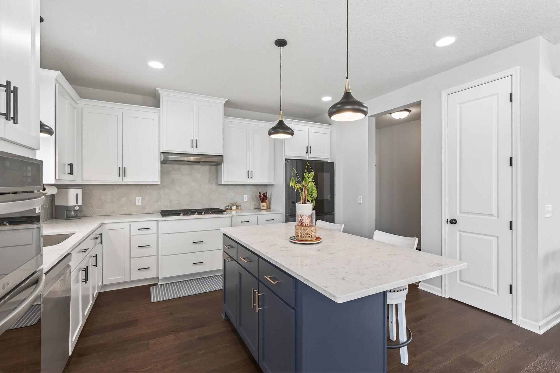 6352 Red Cedar Way Chaska, MN 55318 - Photo 13 of 51