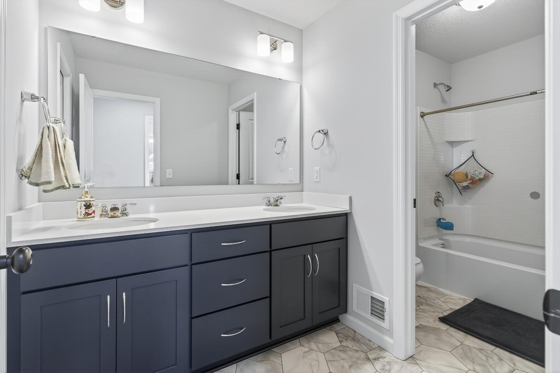 6352 Red Cedar Way Chaska, MN 55318 - Photo 29 of 51