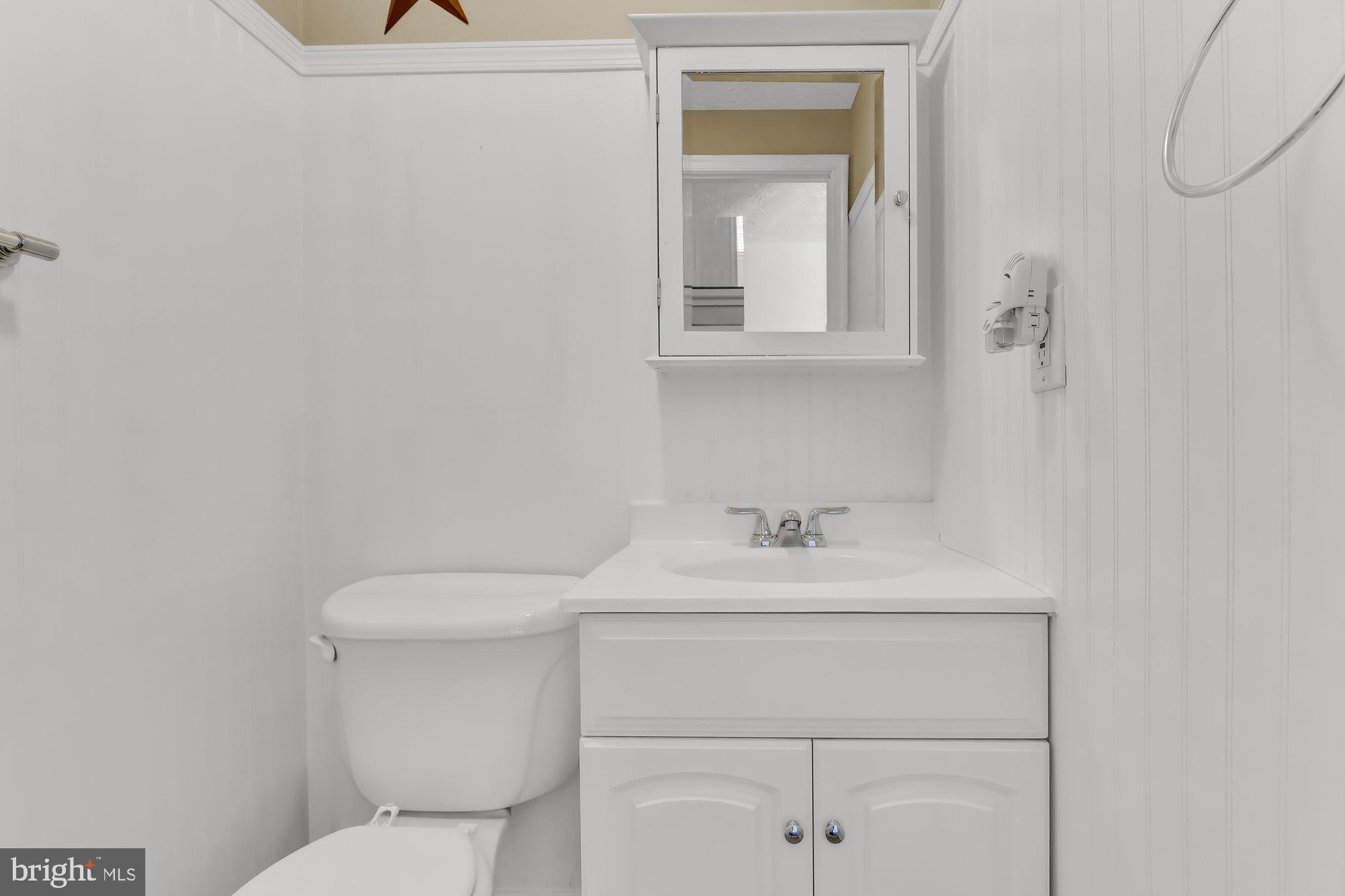 9328 Perglen Road Baltimore, MD 21236 - Photo 14 of 29
