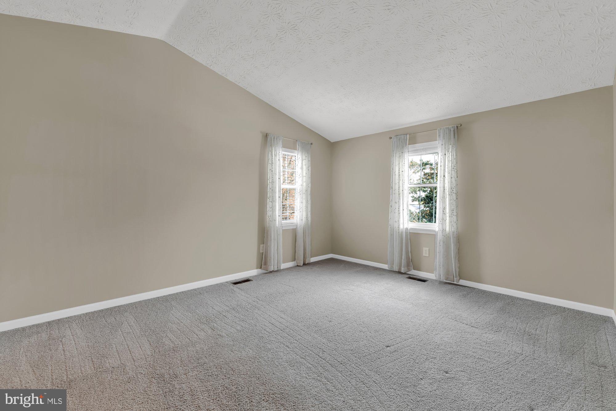 9328 Perglen Road Baltimore, MD 21236 - Photo 19 of 29