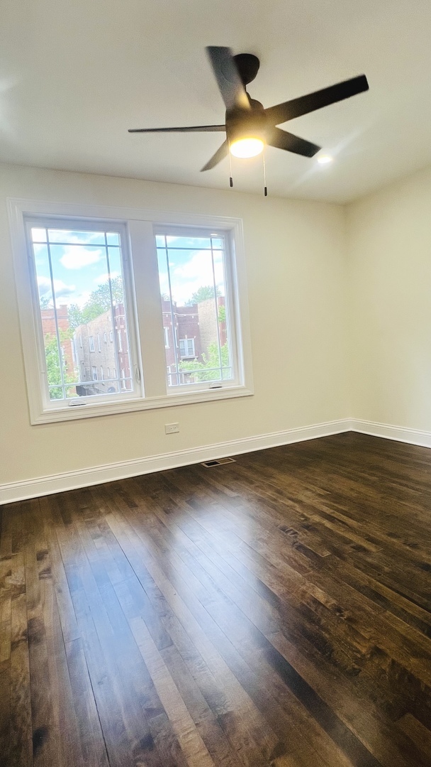 4107 West Addison Street Chicago, IL 60641 - Photo 8 of 19