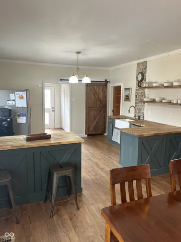 $154,900 | 938 Matthews Street, Clinton, IN 47842