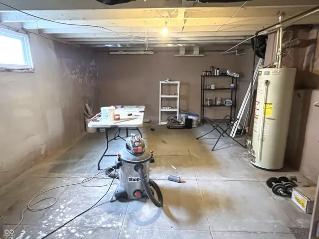 $154,900 | 938 Matthews Street, Clinton, IN 47842